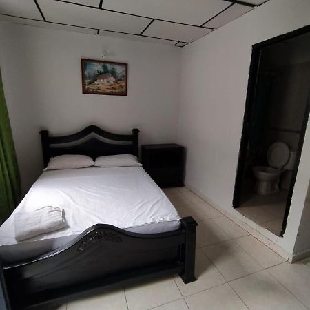 Hotel Andalucia Inn Santa Marta  Zewnętrze zdjęcie