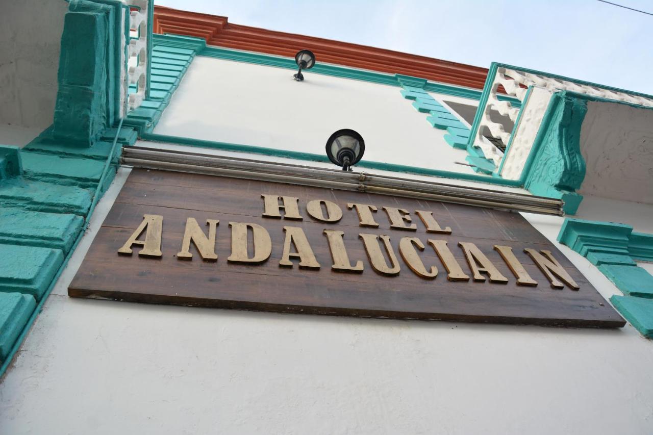 Hotel Andalucia Inn Santa Marta  Zewnętrze zdjęcie