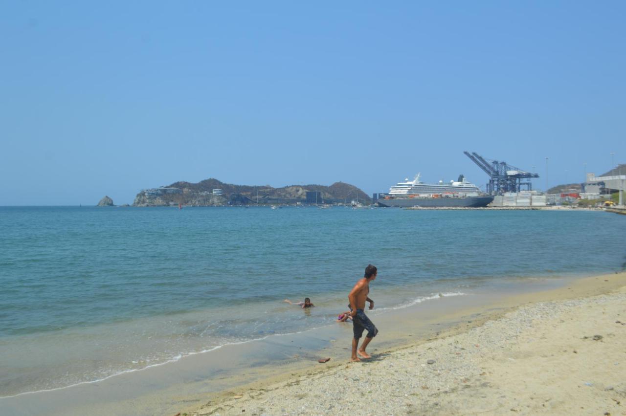 Hotel Andalucia Inn Santa Marta  Zewnętrze zdjęcie