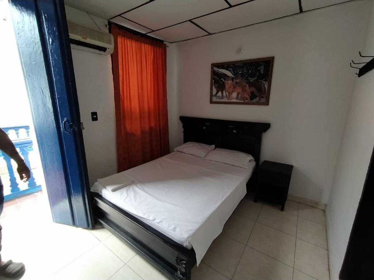 Hotel Andalucia Inn Santa Marta  Zewnętrze zdjęcie