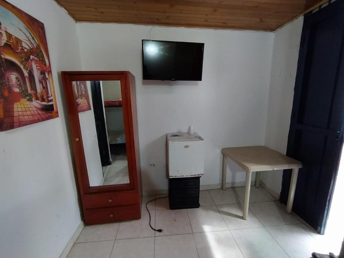 Hotel Andalucia Inn Santa Marta  Zewnętrze zdjęcie